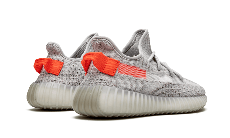 yeezy-boost-350-v2-tail-light-325200_800x